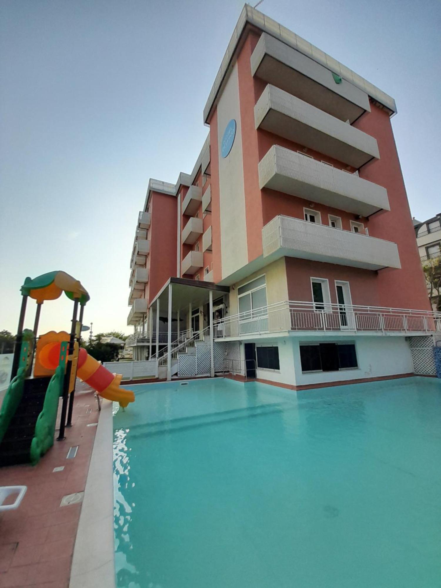 Hotel Delfino Milano Marittima Ngoại thất bức ảnh